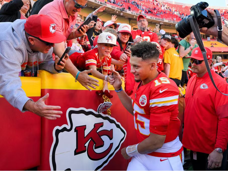 De la domination des Chiefs à une lutte acharnée, qui remportera le titre de l'AFC Ouest ?